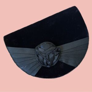 80s Eaton Velvet Clutch – Black Rosette & Strap